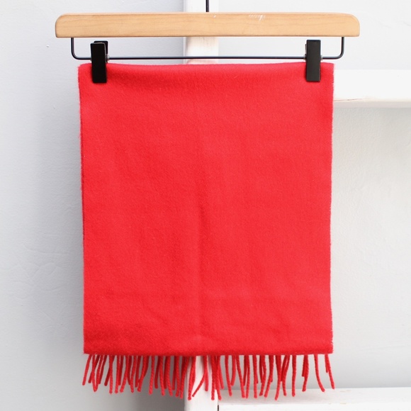 Lord & Taylor Red Fringe Superfine 100% Pure Cashmere Neck Scarf - Picture 3 of 4